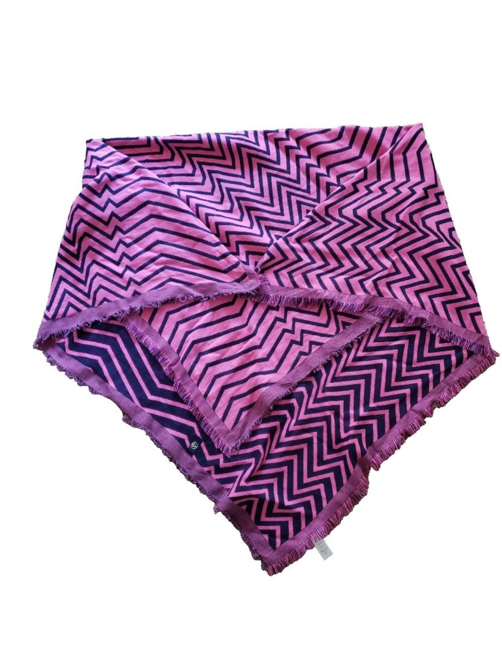 Lululemon Ivivvi Scarf Chevron Purple Snaps  Pashmina 46" x 46"